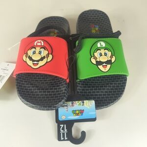Super Mario Slides Sandals Kids Size 11/12 Mario Luigi New
